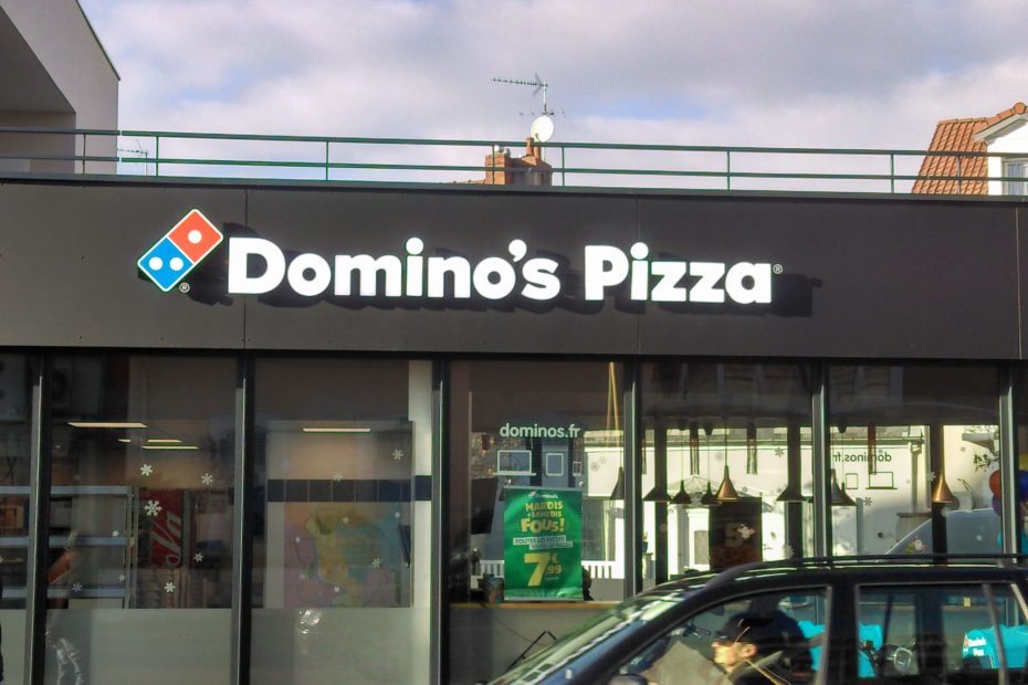 Enseigne Domino's Pizza