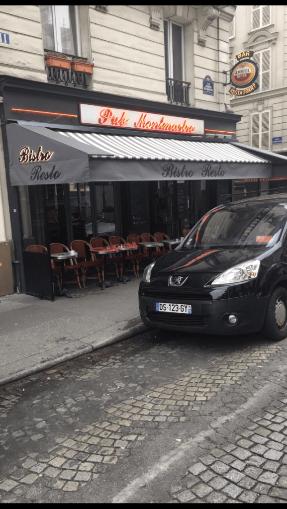 Pub Montmartre Leds